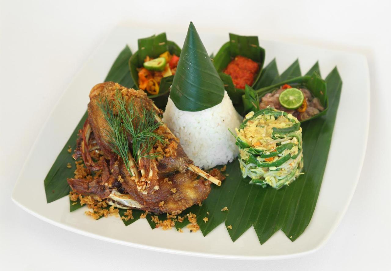 Truntum Kuta Bali Hotel Екстериор снимка